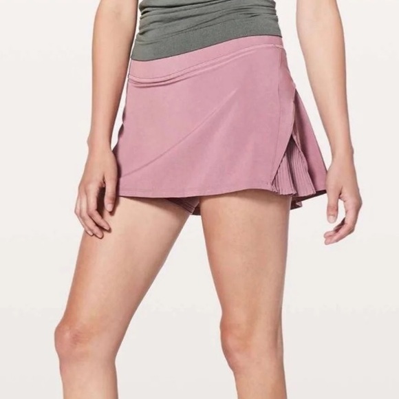 Lululemon skirt SOLD - Picture 1 of 5